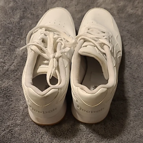 Reebok Classic White Sneakers - Picture 5 of 6